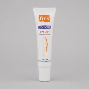 بالم لب نرم‌کننده و مرطوب‌کننده دکتر ژیلا مدل w01 با SPF 20، حاوی ویتامین A و E، روغن آووکادو و جوجوبا، محافظت در برابر اشعه UV و بدون الکل، وزن 12 گرم، مناسب رفع ترک لب