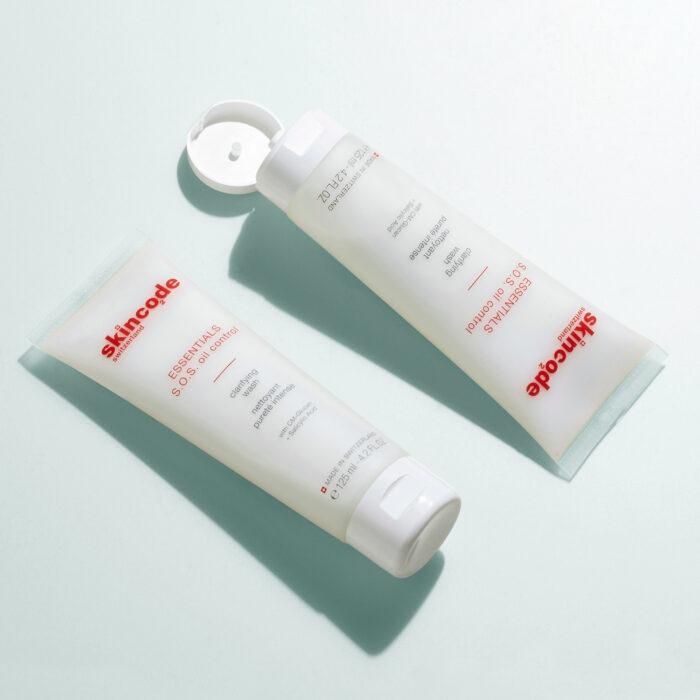 کرم پاک کننده صورت مختص پوست چرب وآکنه ای اسکین کد مدل Clarifying wash حجم 125 میلی لیتر -  - 4
