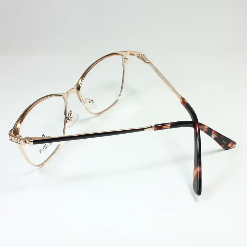 فریم عینک طبی زنانه روبن مدل 8215