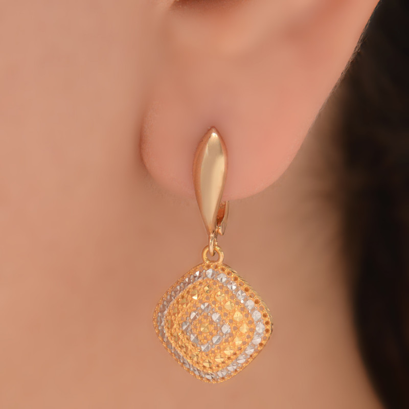 گوشواره طلا 18 عیار زنانه طلای مستجابی کد 04