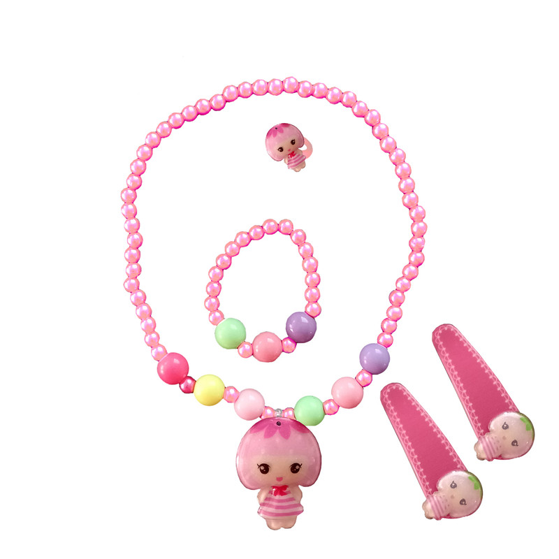 نیم ست دخترانه مدل دختر توت فرنگی کد 1010 نیم ست دخترانه مدل دختر توت فرنگی کد 1010