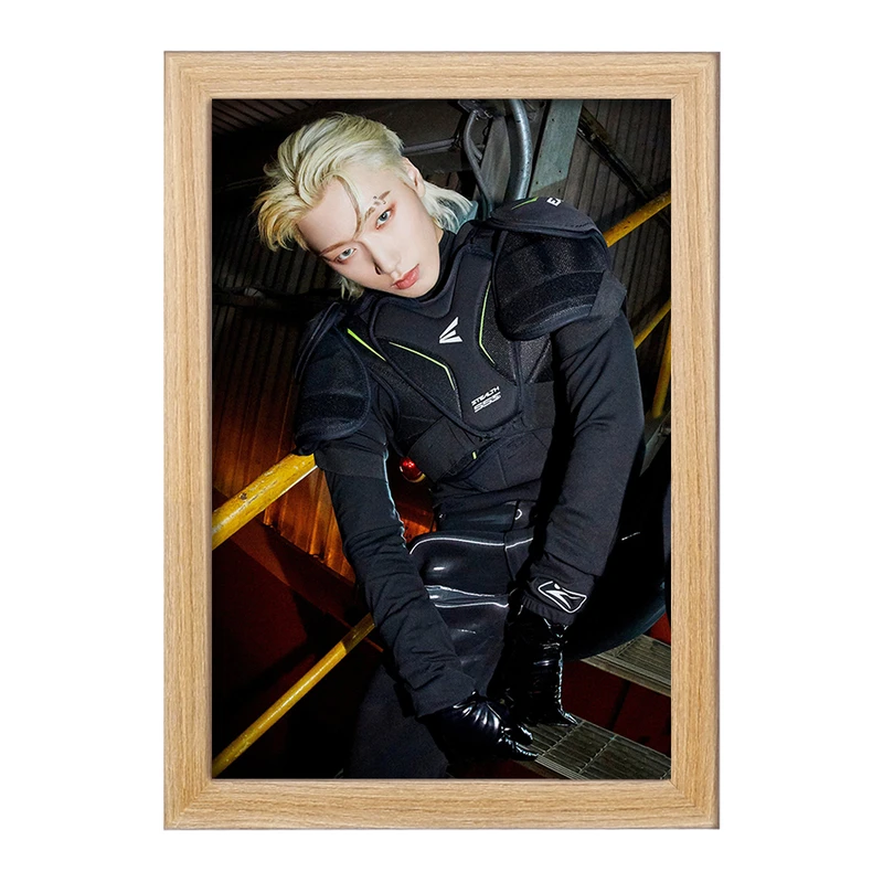 تابلو خندالو مدل سان گروه ایتیز ATEEZ  کد 21280