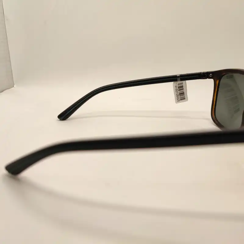 عینک آفتابی اس بی کی مدل SB806MHA