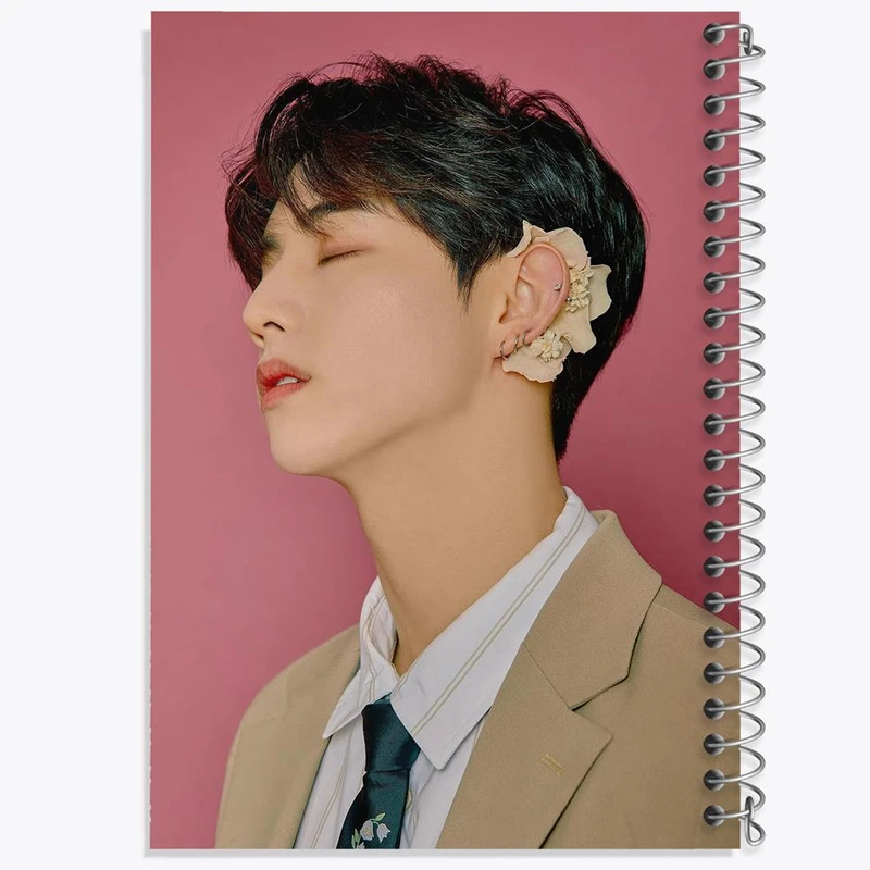 دفتر ژورنال نویسی 50 برگ خندالو مدل نقطه ای طرح مارک گروه گات سون GOT7 کد 21015