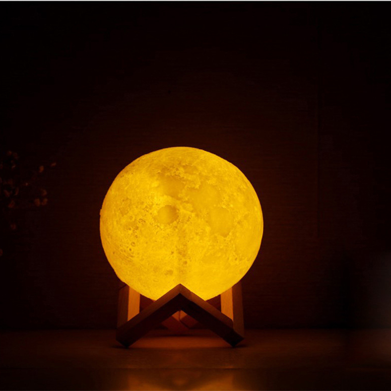 mooni lamp