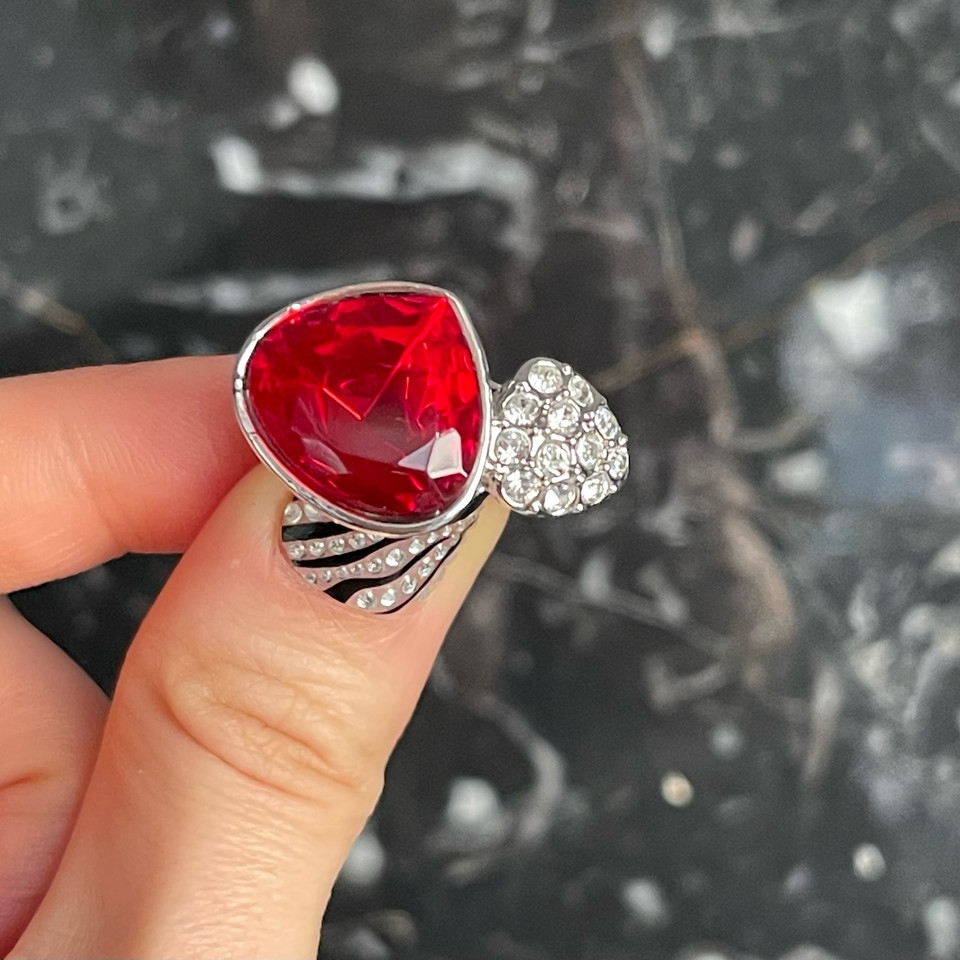 انگشتر زنانه مدل قلب کد 234 انگشتر زنانه مدل قلب کد 234