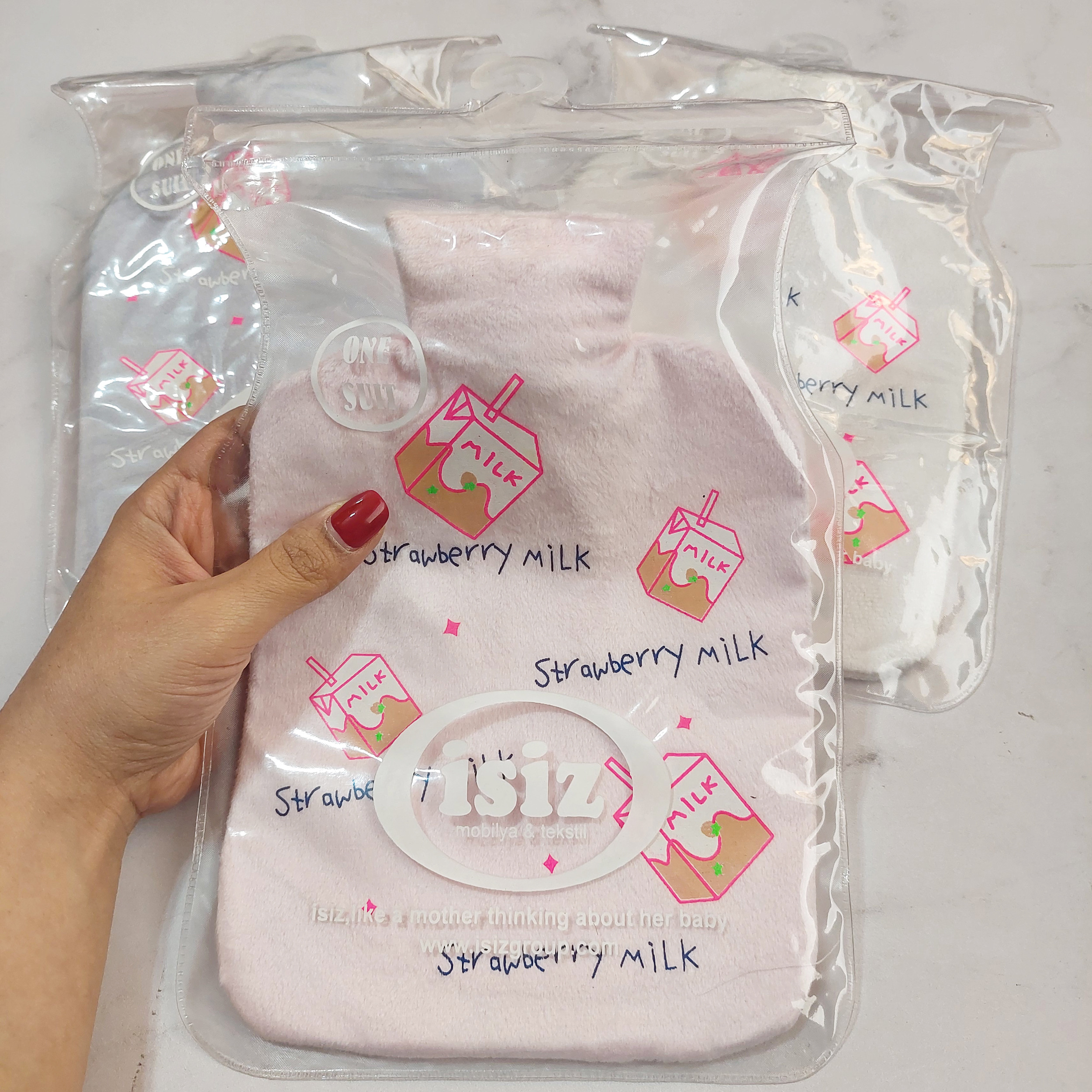 کیسه آب گرم کودک ایسیز طرح strawberry milk مدل Is330.28 کیسه آب گرم کودک ایسیز طرح strawberry milk مدل Is330.28