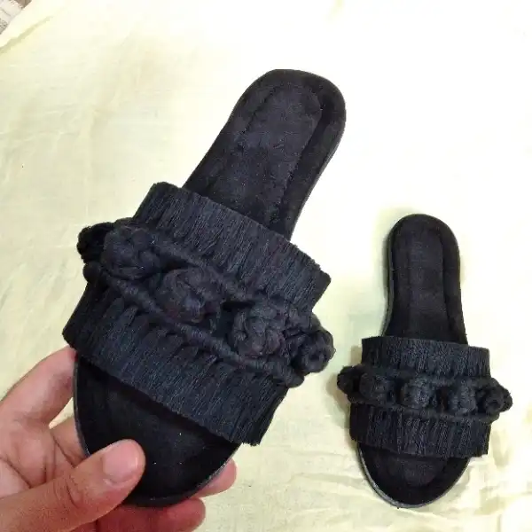 صندل زنانه مدل مکرومه رنگ مشکی