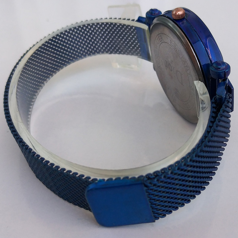 ساعت مچی عقربه ای دخترانه مدل مگنتی صفحه کهکشانی کد 8975