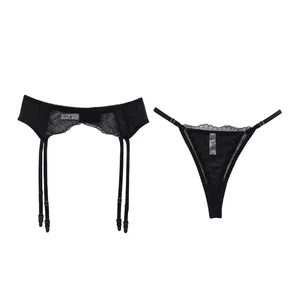 شورت زنانه ژینا مدل توری کد 8014 به همراه بند نگهدارنده جوراب