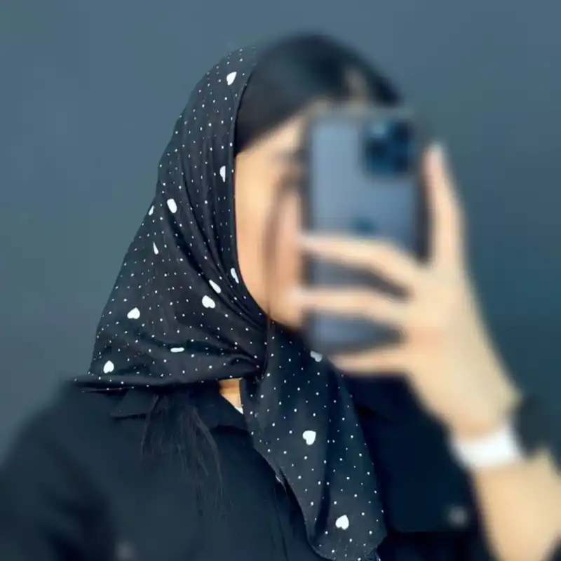 روسری زنانه مدل نخی مینی خالخالی قلب دار