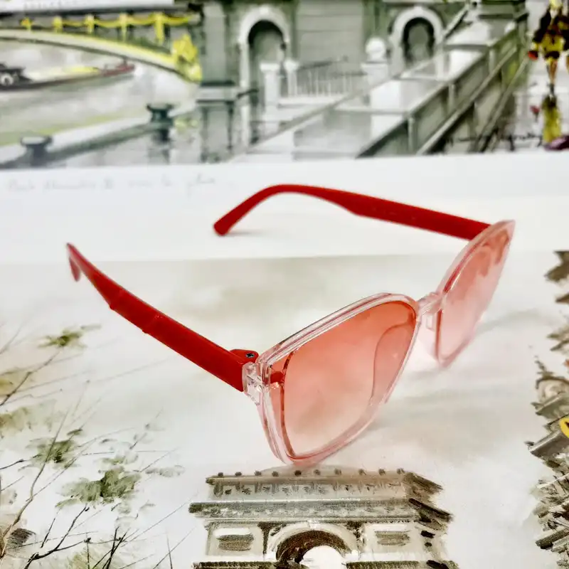 عینک آفتابی بچگانه مدل EB-20re