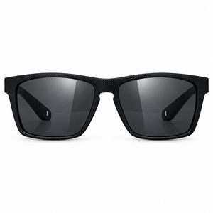 عینک آفتابی زنانه و مردانه مستطیلی پلاریزه UV 400 LUXARO مدل k01