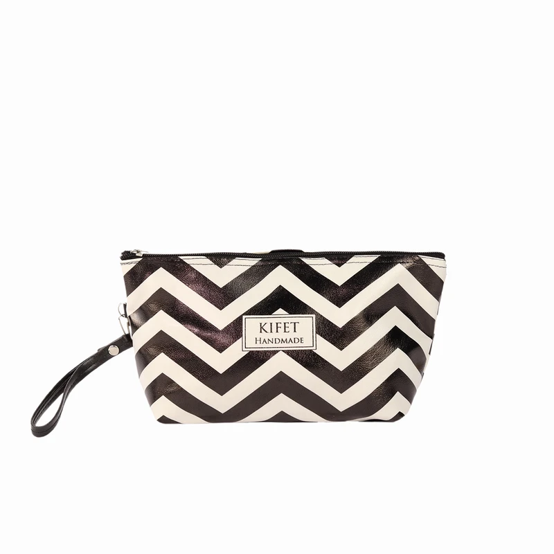 کیف لوازم آرایش زنانه کیفت مدل زیگ زاگ 