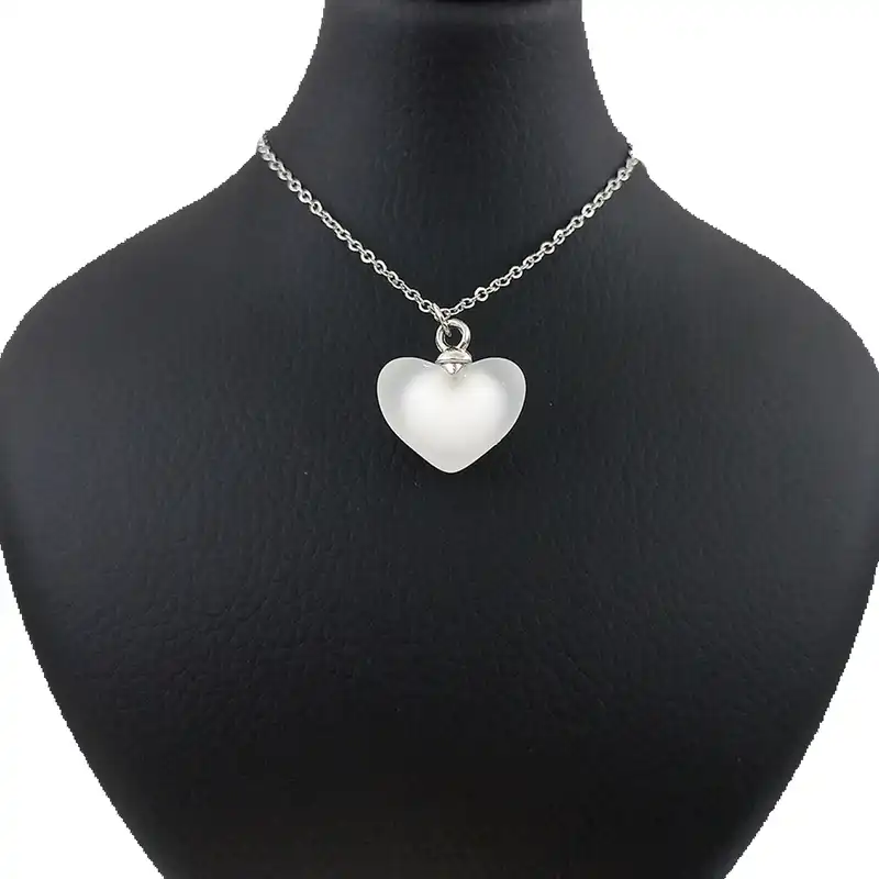 گردنبند زنانه مدل قلب یخی بسته 2 عددی