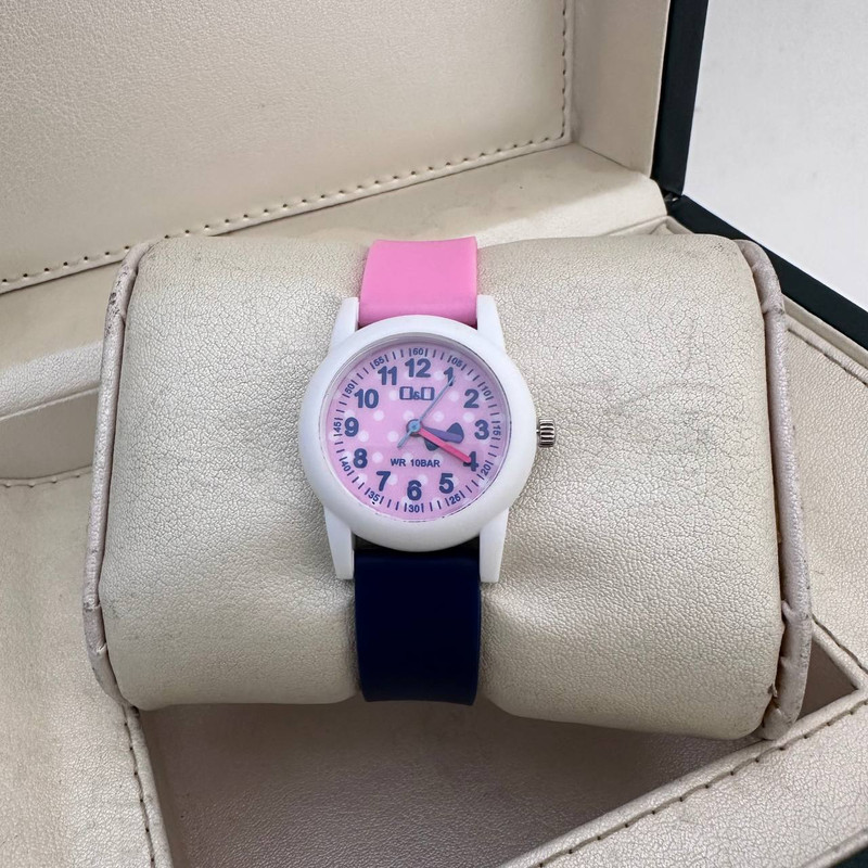 ساعت مچی عقربه ای دخترانه مدل Qkids06 ساعت مچی عقربه ای دخترانه مدل Qkids06