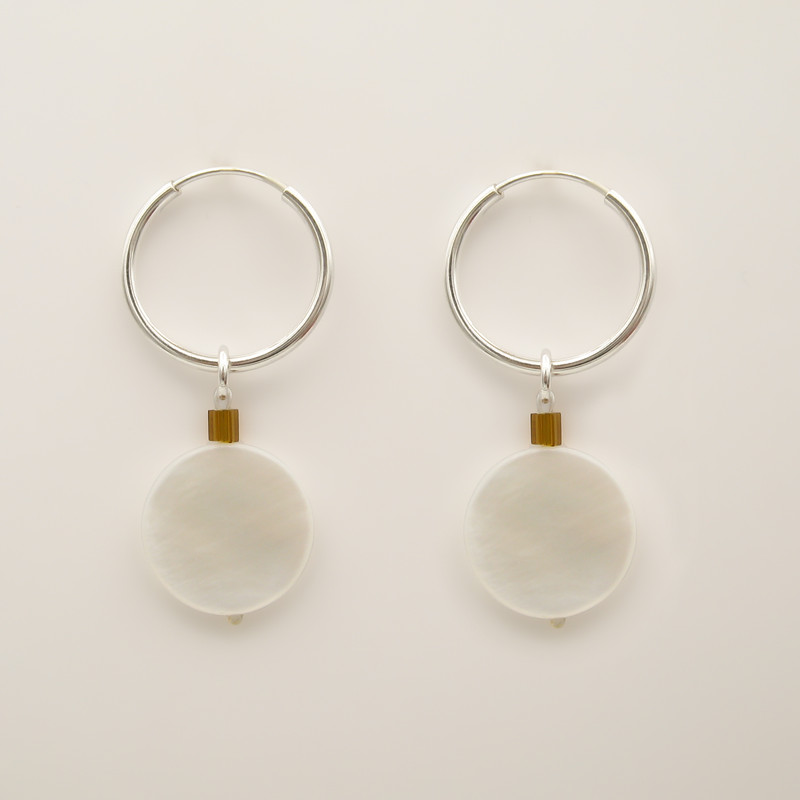 گوشواره نقره زنانه مانچو مدل صدفی کد efs011