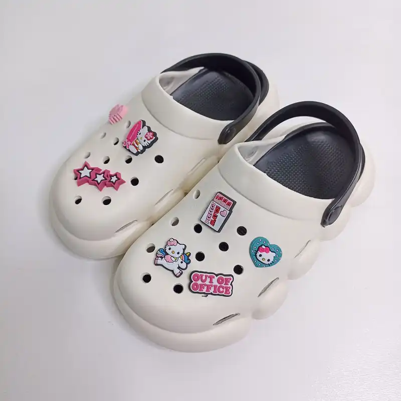 صندل زنانه طرح کیتی کد 1577-BK