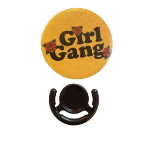نقد و بررسی پایه نگهدارنده گوشی موبایل پاپ سوکت مدل Girl Gang توسط خریداران
