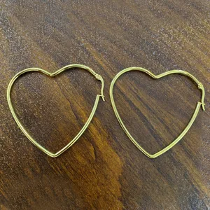 گوشواره زنانه مدل قلب 