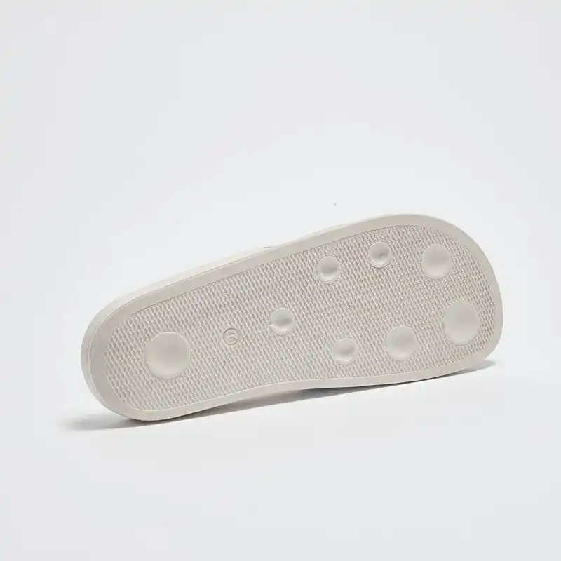 دمپایی زنانه ال سی وایکیکی مدل طبی حلقه دار