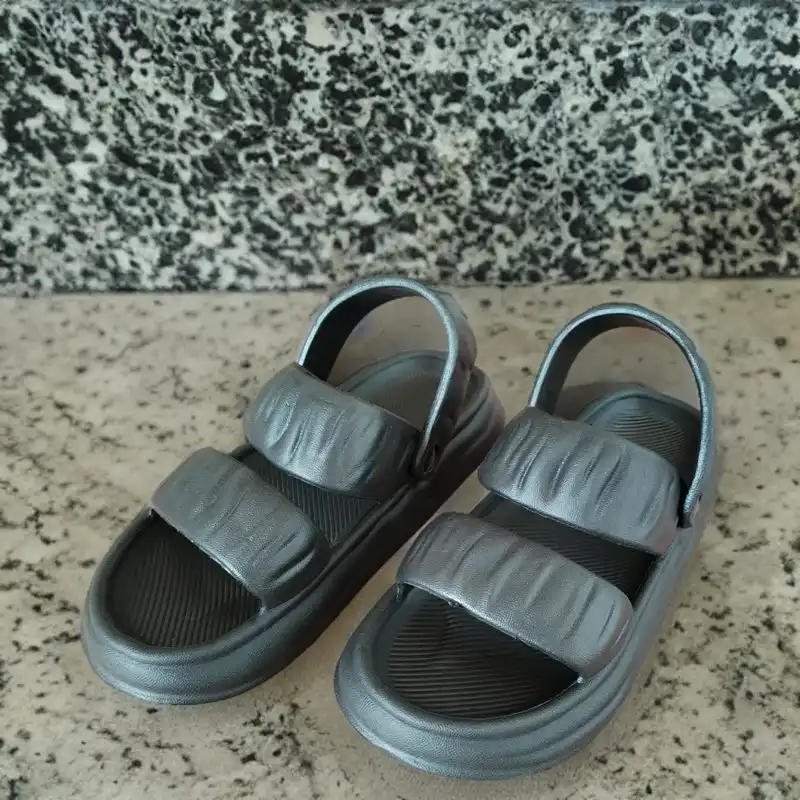 دمپایی زنانه مدل بنددار MTR-BLCK