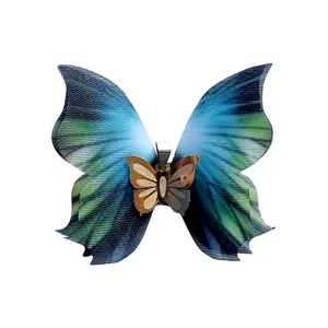 آویز گردنبند طلا 18 عیار زنانه مدل  پروانه کد SN1247