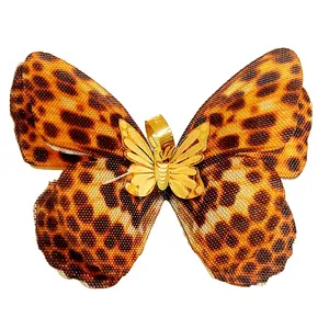 آویز گردنبند طلا 18 عیار زنانه مدل  پروانه کادویی کد 33-180