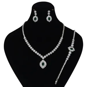 نیم ست نقره زنانه مدوکلاس  کد 180222