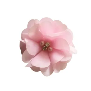 گل رز تزئینی مدل نگین کد 512 بسته 12 عددی