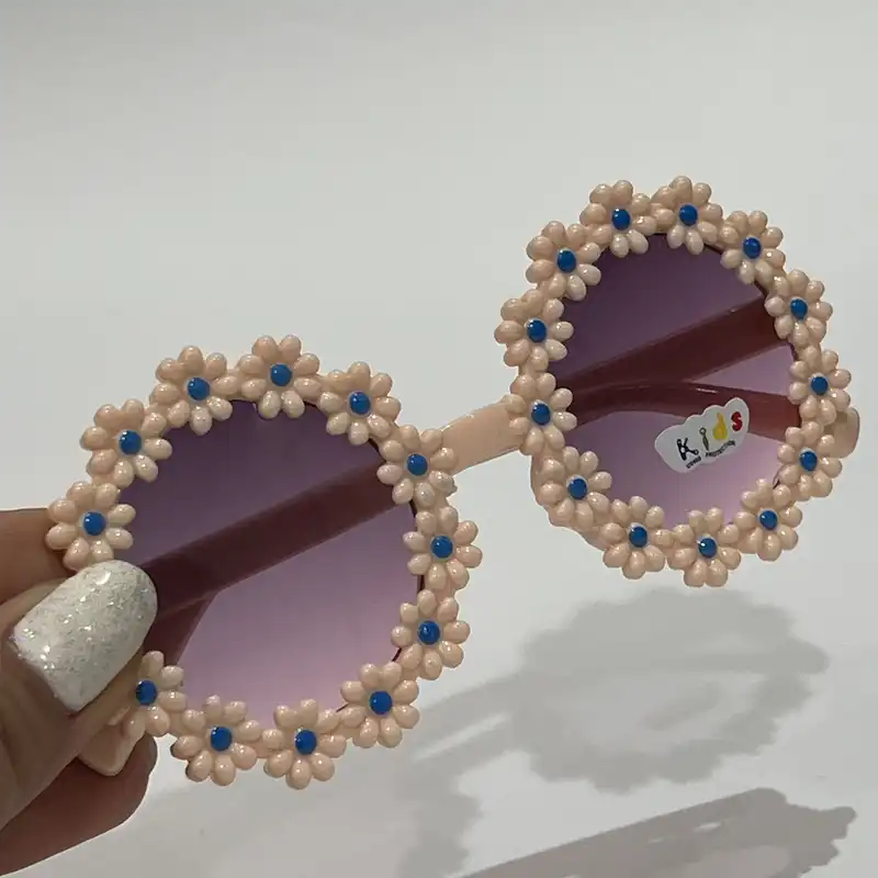 عینک آفتابی دخترانه مدل بابونه wh it blo