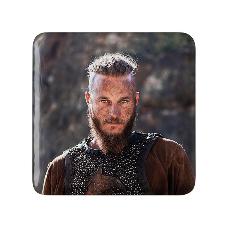 مگنت خندالو مدل رگنار سریال وایکینگ ها Vikings کد 29118