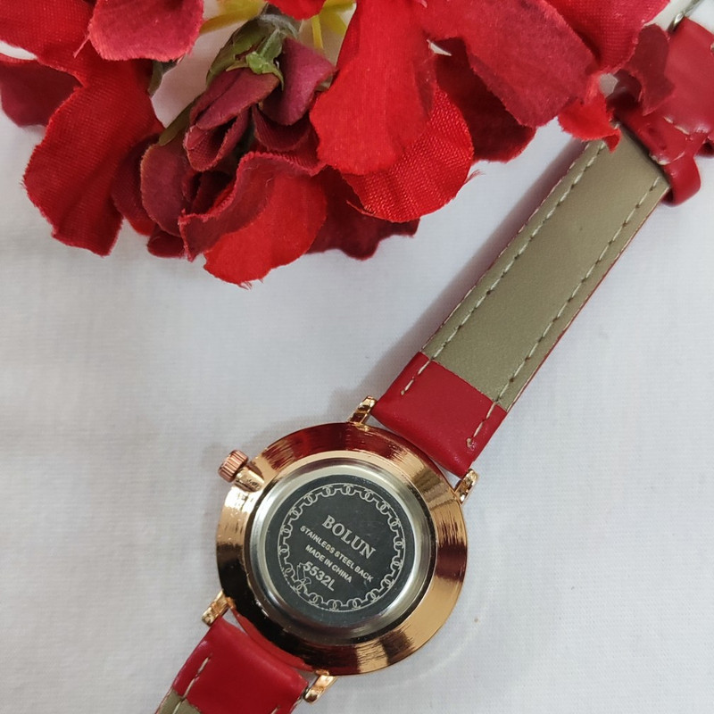 ساعت مچی عقربه ای دخترانه بولون مدل Bl 10 ساعت مچی عقربه ای دخترانه بولون مدل Bl 10