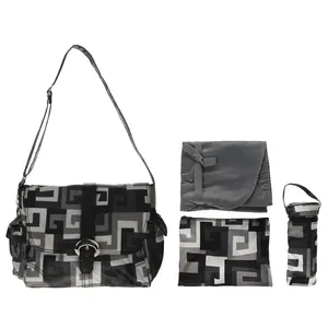 کیف لوازم کودک کالنکام مدل5- 2960 Maze Black And White