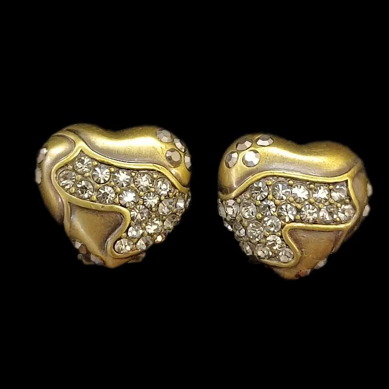 گوشواره زنانه مدل قلب نگین دار