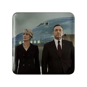 مگنت خندالو مدل سریال House Of Cards کد 28148