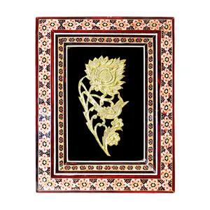 تابلو خاتم کاری چوبی صنایع دستی فاخر مدل پلاک برنجی طرح گل اسلیمی کد 17p14