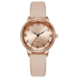 ساعت مچی عقربه‌ای کوارتز دخترانه مدل کلاسیک بند پیو کد 105