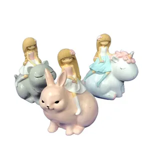 مجسمه دنیا دکوری سرمد مدل دختر مجموعه 3 عددی