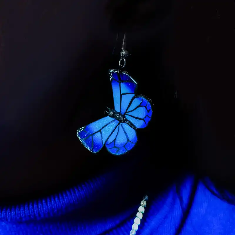 گوشواره زنانه مدل پلیمری پروانه