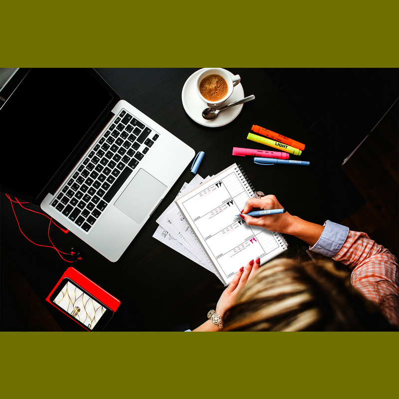 سالنامه سال 1404 مستر راد طرح پرنیان کد fiory 2647