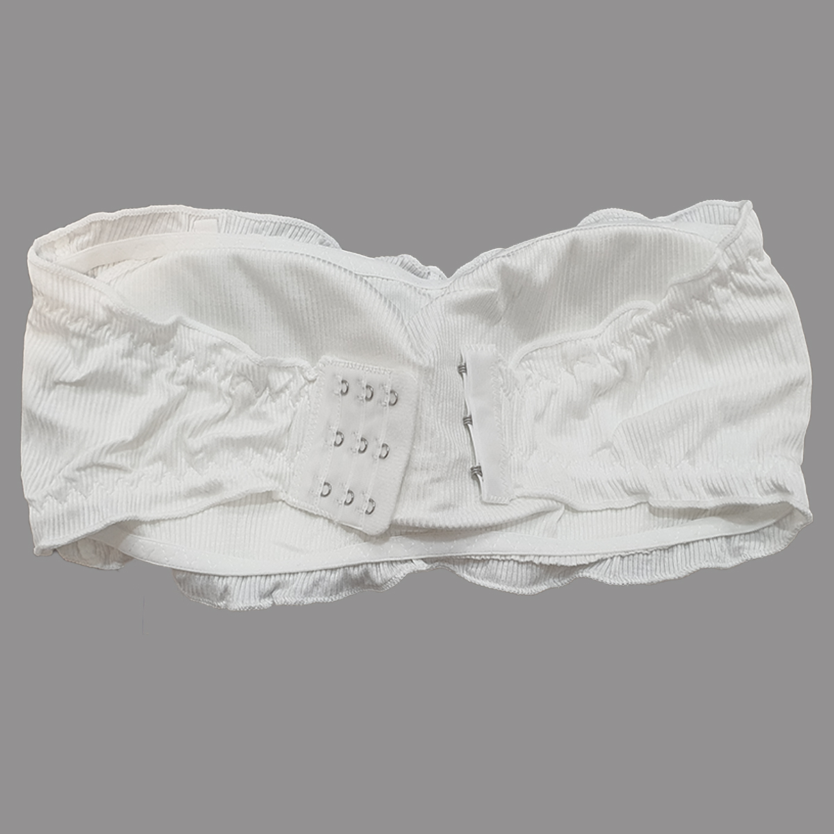 سوتین زنانه مدل فانتزی عروسکی دکلته بدون بند رنگ سفید