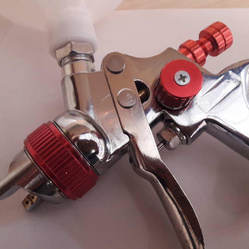 پیستوله رنگ سالکامیکس مدل 2010 کد 1/3 پیستوله رنگ سالکامیکس مدل 2010 کد 1/3