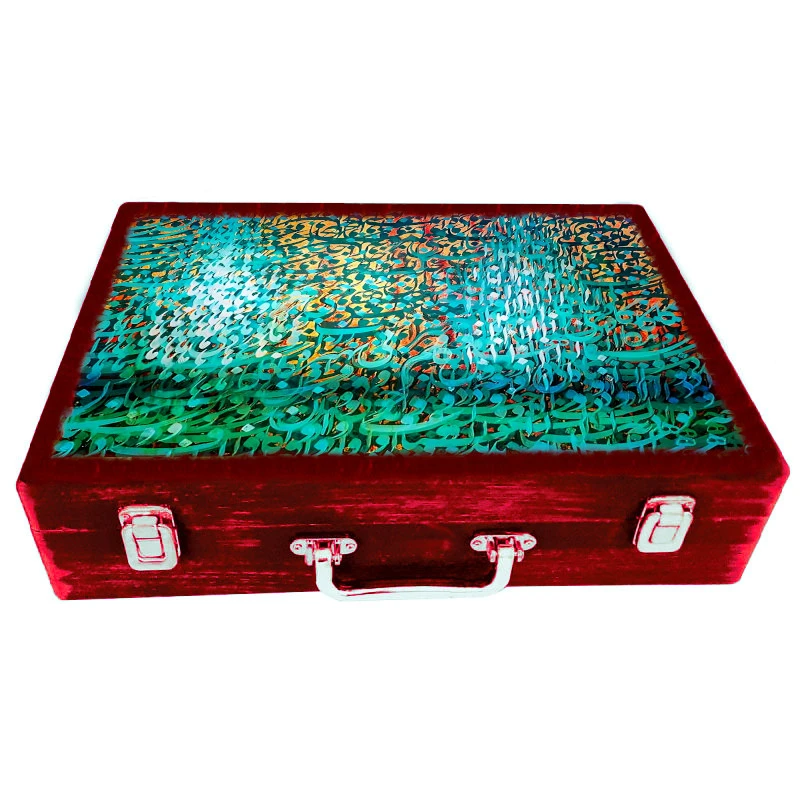 جعبه هدیه چوبی مدل چمدان طرح خطاطی نستعلیق کد WSL620