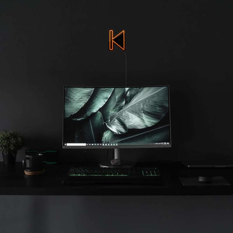 چراغ دیواری نئون دیزاین مدل Perviues-BL_ORG