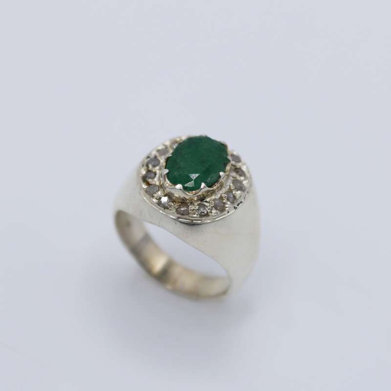 انگشتر نقره مردانه مدل زمرد طبیعی و برلیان 9888