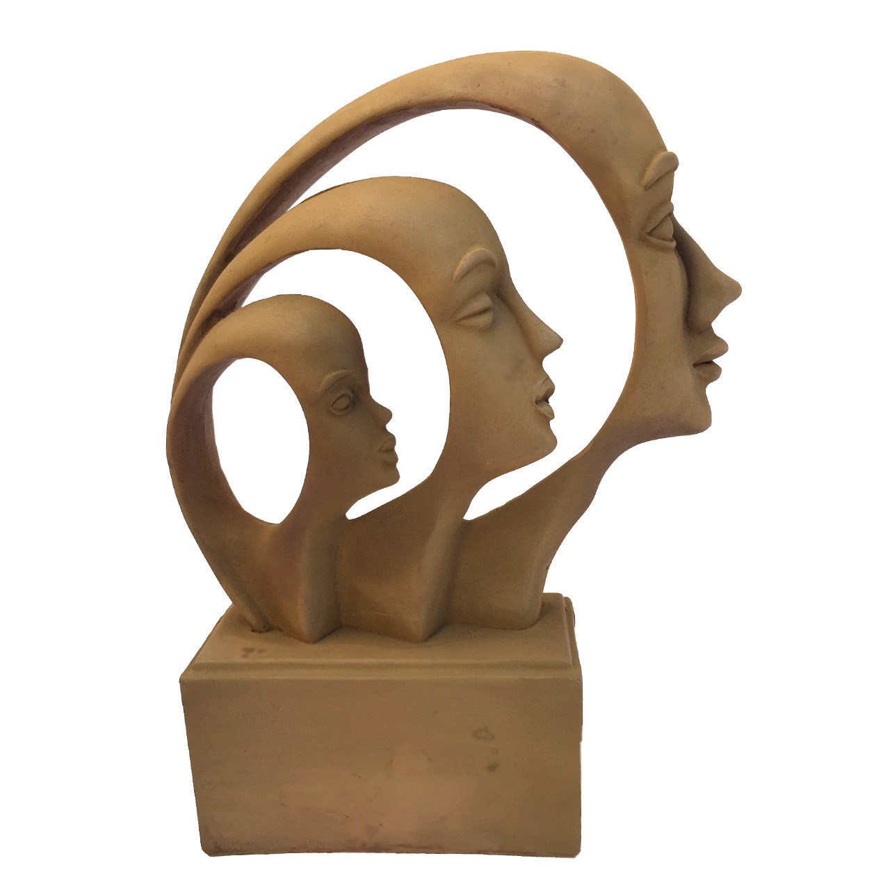 مجسمه طرح خاکی مدل سه رخ