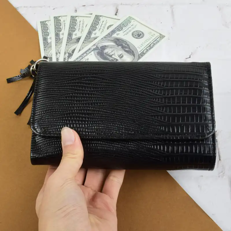 کیف پول زنانه مدل پوست ماری 8624.11