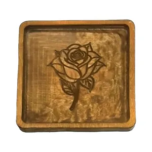 بشقاب میوه خوری مدل چوبی طرح گل رز مربعی کد ch04