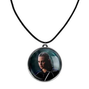 گردنبند خندالو مدل بتی سریال ریوردیل Riverdale کد 2847228473